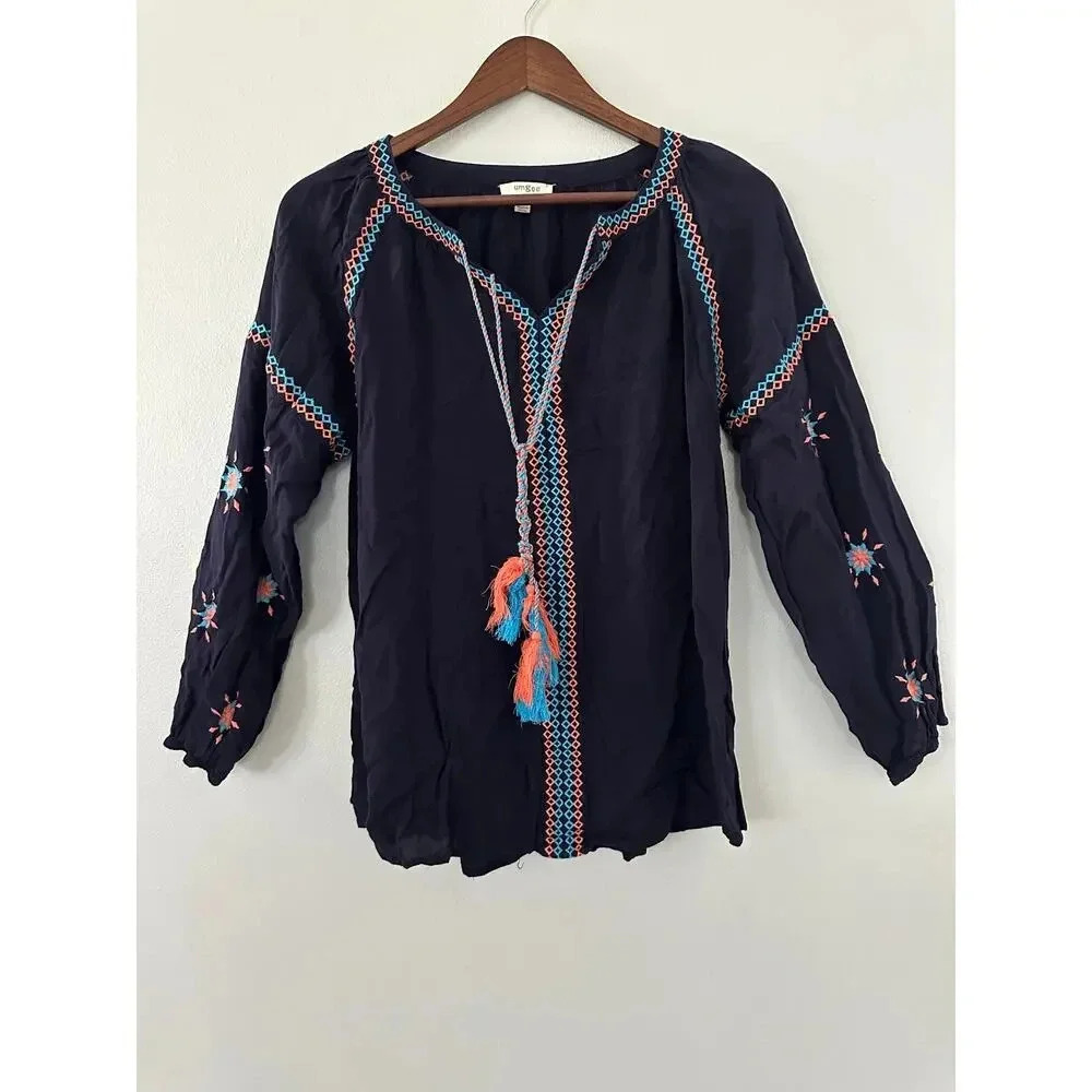 Umgee V-neck Bishop Sleeve Embroidered Top